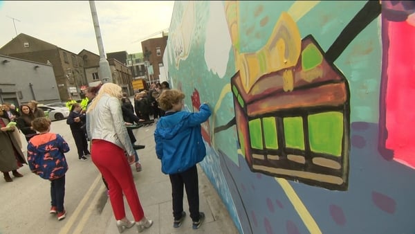 Thye mural in Dublin City by students from Scoil Chaoimhín.