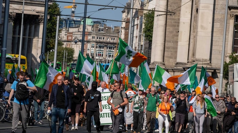 Hundreds of people gathered on O'Connell Street for the anti-immigration march (Pic: RollingNews.ie)