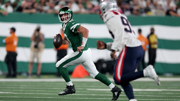 Aaron Rodgers looked like his old self in his best game for the Jets to date