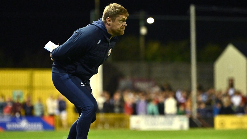 Shelbourne manager Damien Duff during the league match at Eamonn Deacy Park