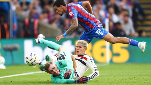 Dean Henderson pulled off a string of fine saves against his old club