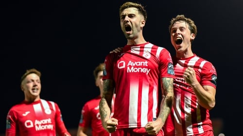 Sligo Rovers' Ellis Chapman, centre, celebrates what proved to be the decisive goal