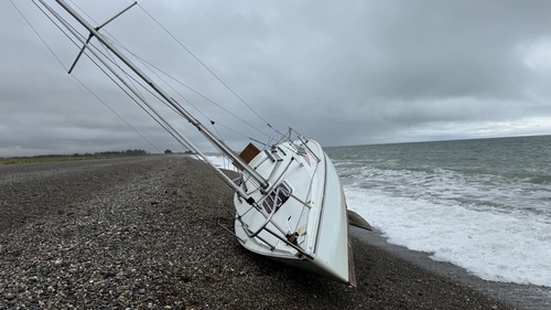 The 6.4m Horizon yacht named 'Katie' was first seen on Saturday in Bray but drifted down the coast to Kilcoole beach