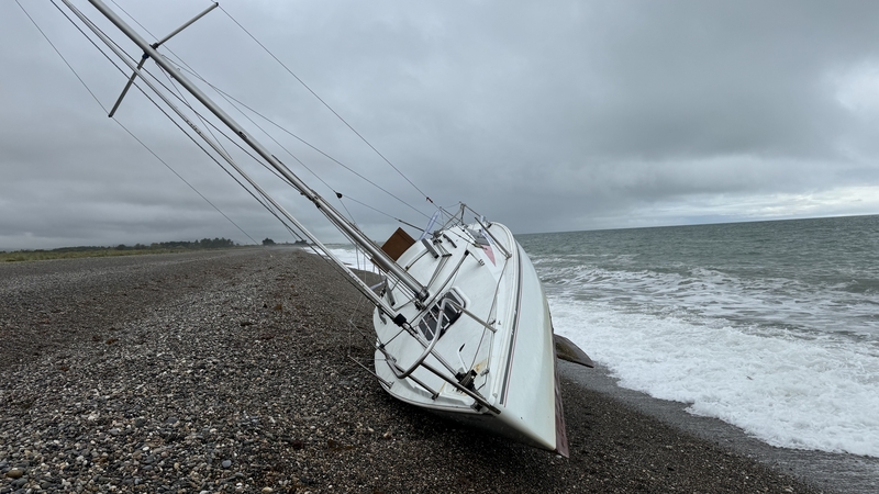 The 6.4m Horizon yacht named 'Katie' was first seen on Saturday in Bray but drifted down the coast to Kilcoole beach