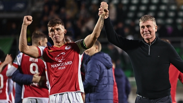 St Patrick's Athletic captain Joe Redmond celebrates with his manager Stephen Kenny