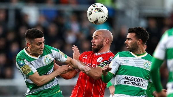 Shelbourne and Shamrock Rovers remain in contention to win the league title
