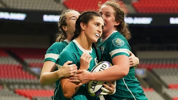 Amee-Leigh Murphy Crowe scored Ireland's fourth try