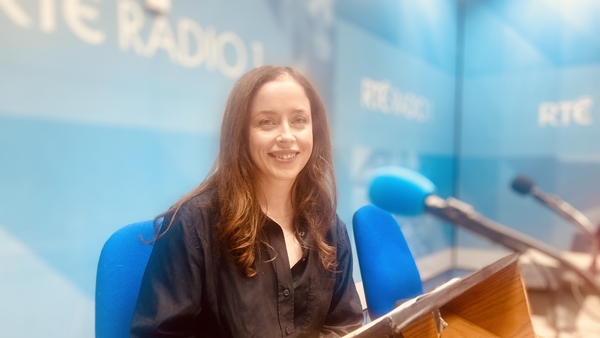 Éimear Arthur, writer