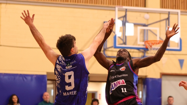 Action from the Griffith College Éanna vs Maree clash