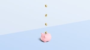 How much pocket money should you give your child? show image