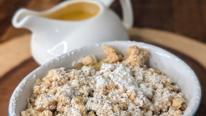 Wade Murphy's apple & blackberry crumble: Today