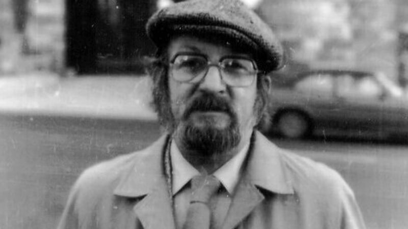 Celebrated Dublin author, broadcaster and historian, Éamonn MacThomáis (1927 – 2002)