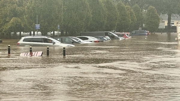 Climate change could cost the insurance industry here up to €1.5 billion over the next decade, a new survey shows