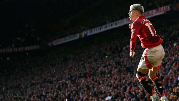 Alejandro Garnacho celebrates his goal