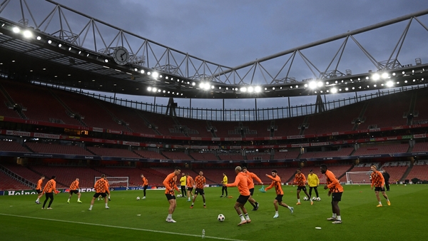 Shakhtar Donetsk players train at the Emirates on Tuesday