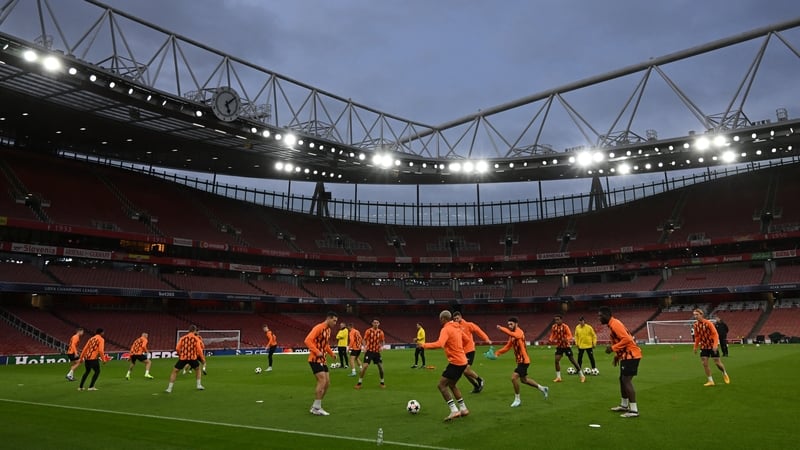 Shakhtar Donetsk players train at the Emirates on Tuesday