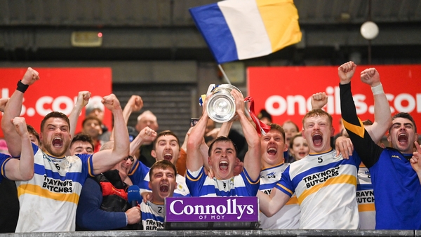 Errigal captain Darragh Canavan lifts the O'Neill Cup