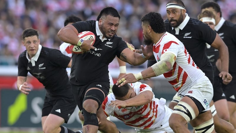 New Zealand's Asafo Aumua makes a break against Japan