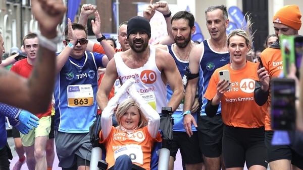 Colin Farrell and Emma Fogarty crossed the Dublin City Marathon together yesterday / Image: rollingnews.ie