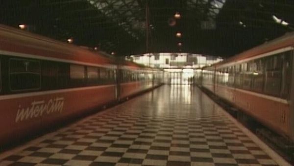 Train station (1999)