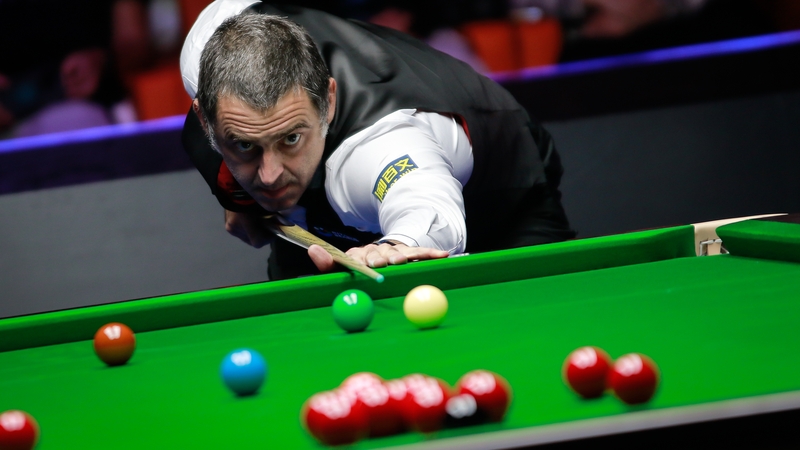 O'Sullivan in amongst the balls