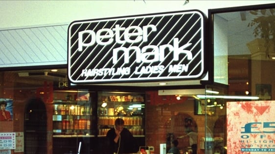 Peter Mark hairdressing salon (1988)