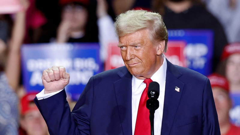 Donald Trump a bhuaigh toghchán na hUachtaránachta i Meiriceá le deireanaí