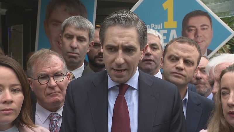 Several parties called on Simon Harris to clarify Michael O'Leary's comments regarding teachers