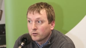 Cormac Ó Comhraí : Staraí agus údar. show image