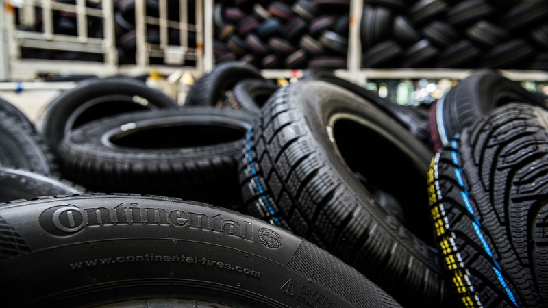 Continental's shares rose this morning after third quarter core profit, at €873m, beat consensus by about 11%