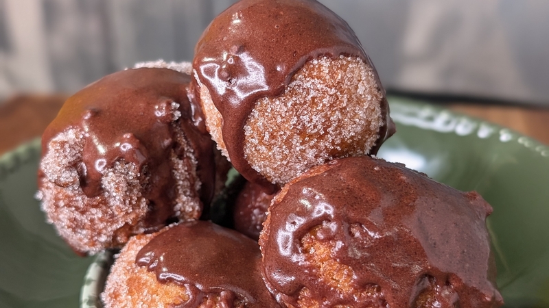 Wade Murphy 's quick mini-doughnuts with chocolate glaze: Today