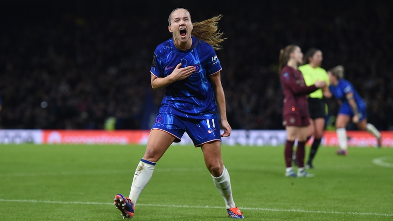 Guro Reiten celebrates her goal