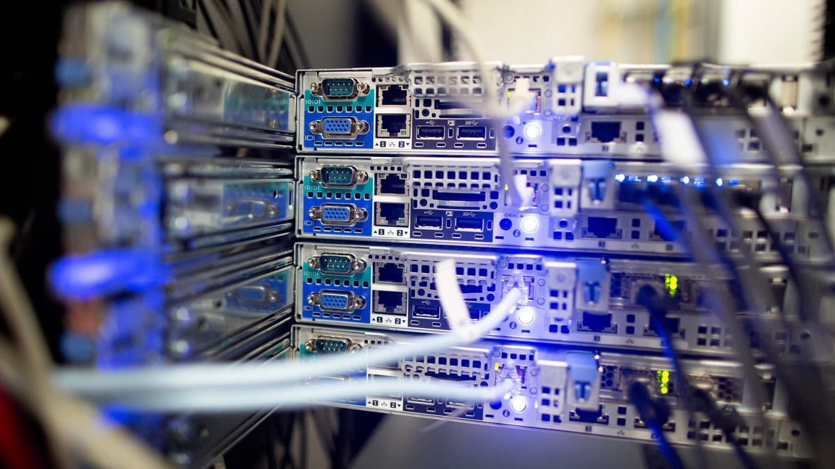 Should Data Centres be low priority in the event of power shortages?