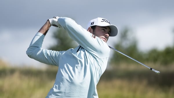Elvis Smylie is one shot clear of the chasing pack