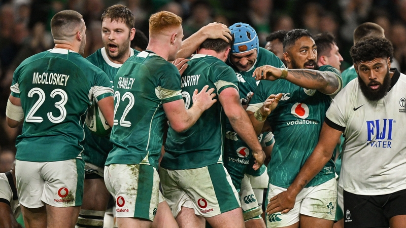 Ireland's players celebrate Gus McCarthy's try