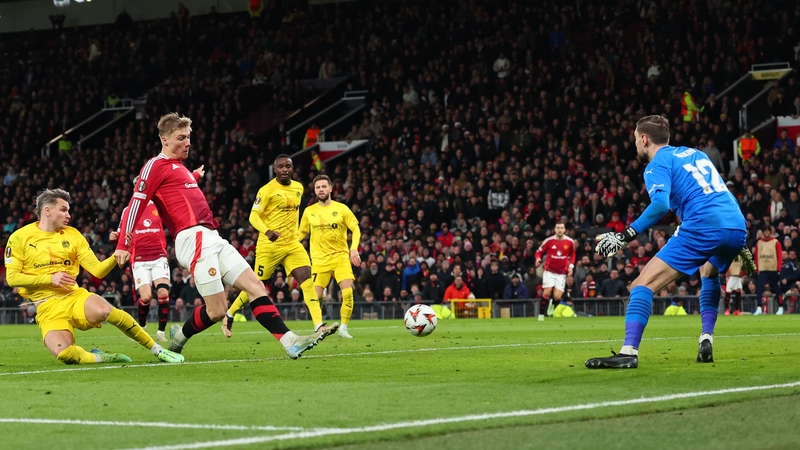 Rasmus Hojlund completes his brace