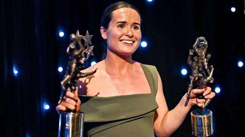 Galway's Nicola Ward with her 2024 TG4 Players' Player of the Year award