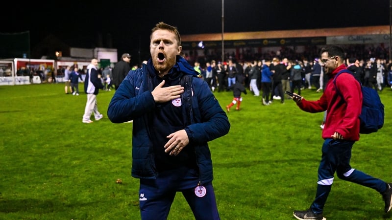 Danien Duff led Shelbourne to a first title since 2006
