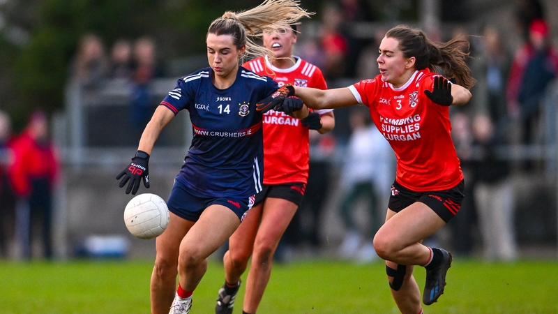 Ailish Morrissey of Kilkerrin-Clonberne is tackled by Clodagh McCambridge of Clann Éireann