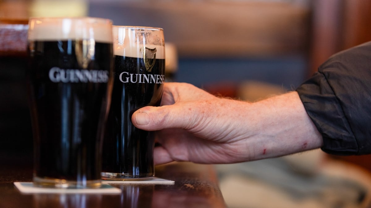 Ban pre-flight pints: Is this the best way to manage aggressive inflight behaviour? 