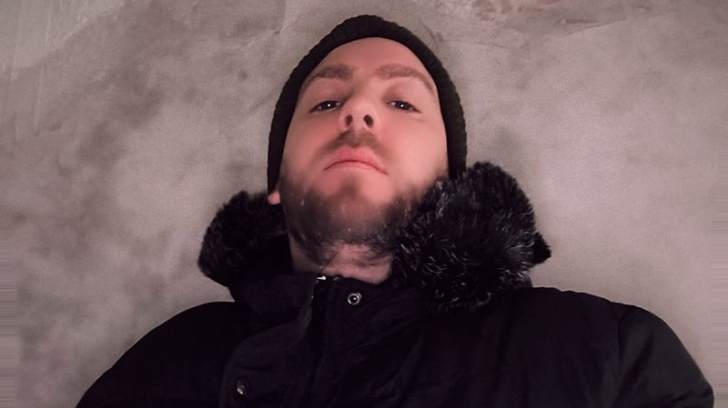 Awild Mind: "I write in different genres, it's pure Irish honesty in poetry. It's like Damien Dempsey contemplating life with a midi keyboard and a mic."