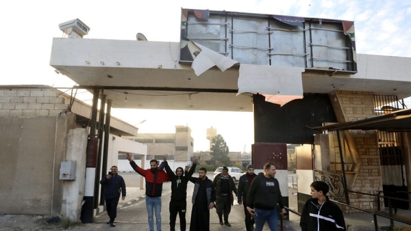 Anti-regime armed groups captured Hama city, seizing the city centre