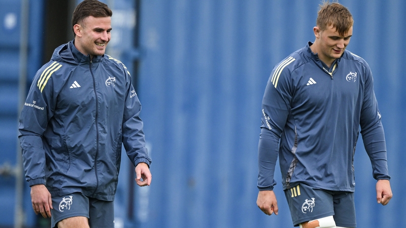 Shane Daly (l) and Gavin Coombes both scored tries against Stade