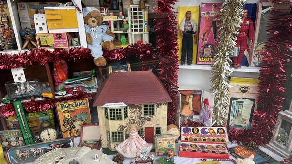 The display will remain on the corner of Sarsfield Street and Henry Street until after Christmas