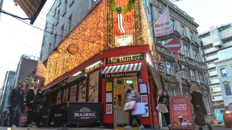 The FSAI ordered the closure of all parts of the basement kitchen of Bankers Bar after rodent droppings were found