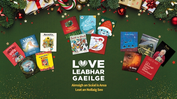 Aimsigh an scéal is ansa leat an Nollaig seo le Love Leabhar Gaeilge.