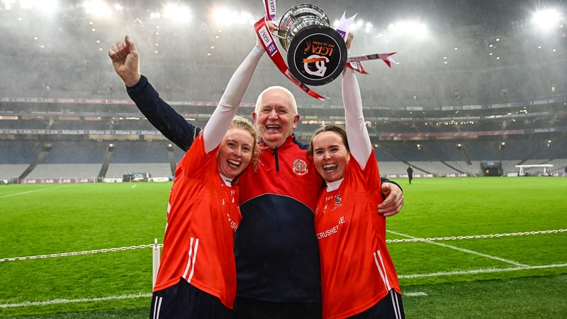 Kilkerrin-Clonberne manager Willie Ward celebrates with daughters Louise (L) and Nicola after their side's triumph