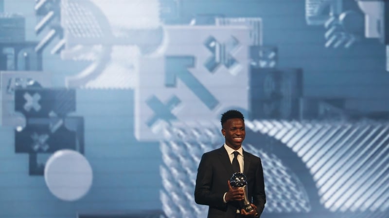 Vinicius Junior with his award in Doha