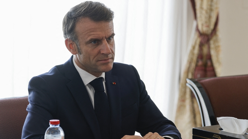 Emmanuel Macron will assemble the new prime minister's team on 3 January for a first Council of Ministers meeting