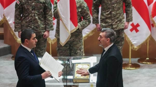 Mikhail Kavelashvili takes the oath of office